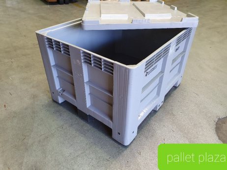 Gebruikte kunststof palletbox incl.deksel
