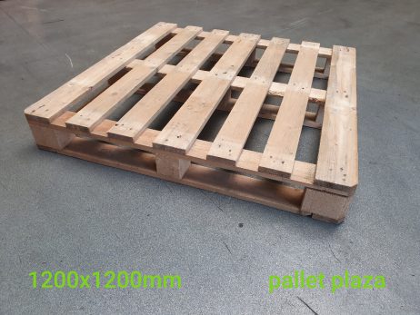 Gebruikte pallet 1200x1200mm omlopend zware kwaliteit