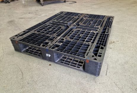 Gebruikte kunststof pallet omloop100x120 zwart