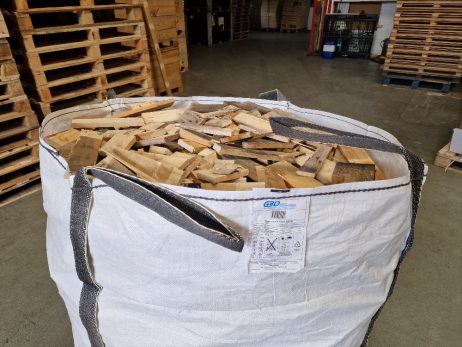 Brandhout lengte tot 25cm hout van oude pallets - Afbeelding 3