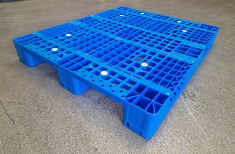 Gebruikte kunststof pallets 100x120cm blauw LL